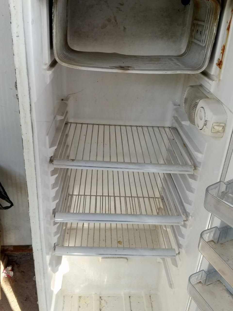 ثلاجة شغاله كلشي مابيها فول تجميد 9 قدم ب 60 وبيها مجال


**إذا كنت صاحب هذا الإعلان وتريد حذفه لأي سبب، رجاءا أرسل رسالة إلى الدعم الفني**