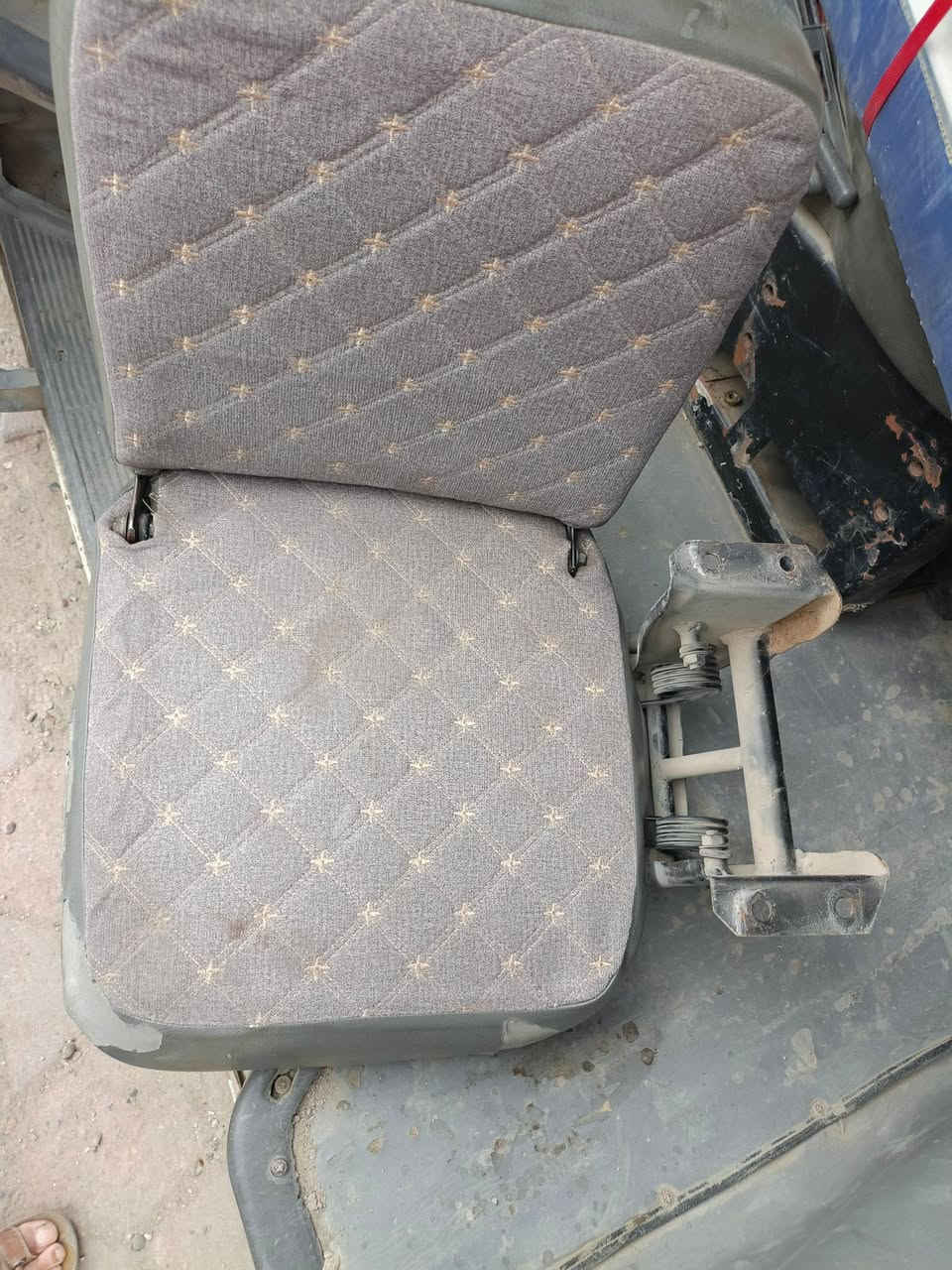 السلام عليكم...للبيع كرسي قلاب فتون نظيف السعر 50 الف


**إذا كنت صاحب هذا الإعلان وتريد حذفه لأي سبب، رجاءا أرسل رسالة إلى الدعم الفني**