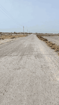 18 دوانم للبيع على المشروع الاراضي مباشرتا
العنوان تاجي ذراع دجله تباع دونم فما فوق 
صايره على شارع 10 مترات وواجهية الدونم 
الواحد 40×60 مربع منطقة امان وتكدر تعيش برفاهيه
وترفيه سعر الدونم الواحد 9 مليون جنس الارض طابو
سند 25 فتح بيان بسم المشتري اي تواصل او استفسار
على رقمي متوفر بي واتساب *********** واتساب بمطقه العيساويه
