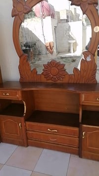 ميز تواليت صاج قويه كلش للبيع سعره ٨٥ اتصال هاتفي ٠٧٧٥٣٠٣٤٠٩٠