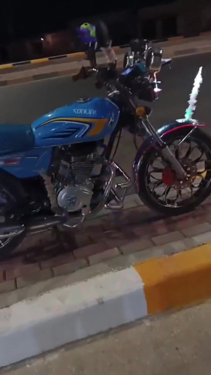 سلام عليكم دراجه للبيع 24 سيفان شرط مكينه ما مضرب عليه سبانه يعني ما مفتوح السعر 750وبي مجال لطيبين ولعنده دراجه مراوس 21.او 22 اراوس حسب التفاق. ***********

