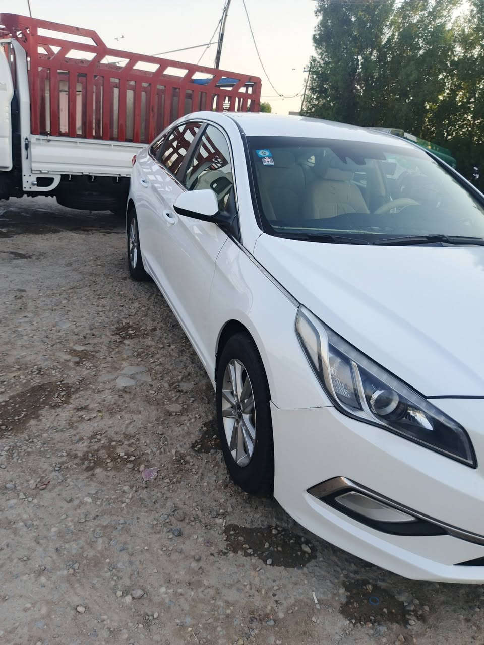 سلام عليكم 
مكلف بل نشر 
سيارة للبيع سوناتا مديل 16
كفالة عامة من كشر ومحرك وحدادية 
سيارة خيرمن يم الله 
سعر 125 وبيها مجال 
هاذا الرقم للشراي ***********
