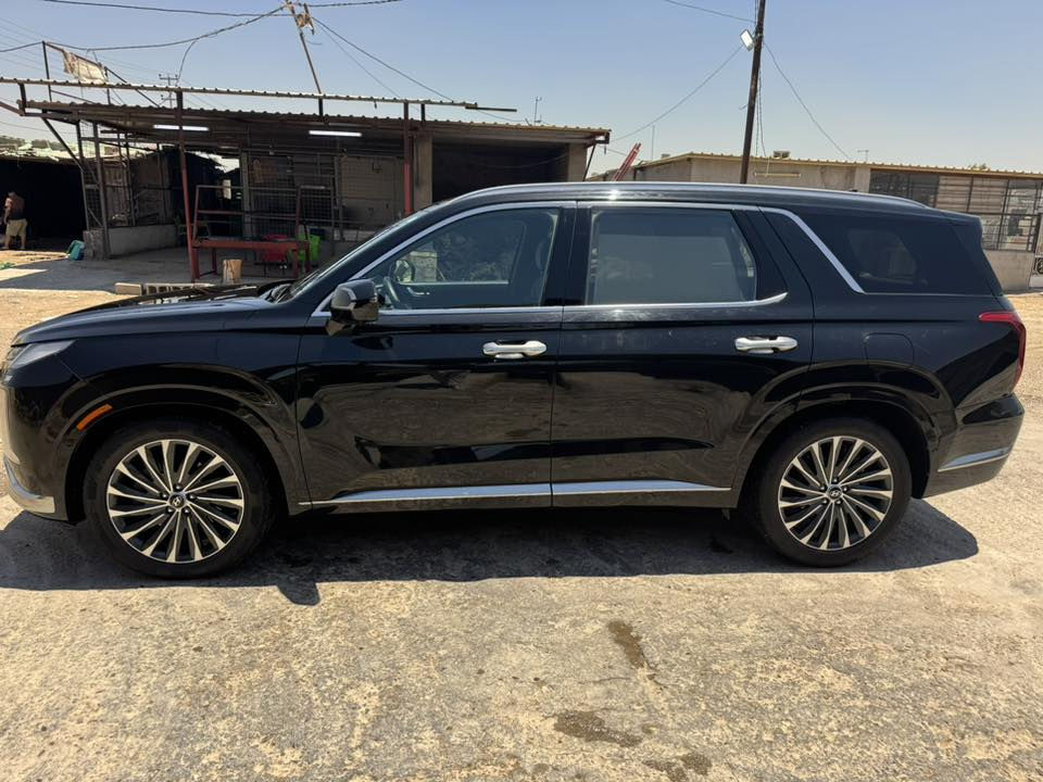Hyundai palisade  2023 calligraphy
هونداي بلسايد كلگرافي 
رقم اربيل 

موديل: 2023
الحالة: البنيد مصبوغ والدعامية بيها صبغ  
بدون دواخل بدون ايرباك
العداد: 90 الف كيلو متر 
المواصفات: كلگرافي  فول 1/1 
 شاشة عرض داتشو. المحرك   v6    3.8 
بصمة تشغيل + بصمة ابواب 
اصطفاف ذاتي(تقديم +ترجيع)  
فتحة سقف +بانوراما
سماعات هارمن كاردن عدد ١٦
 رادار امامي  + خلفي 
حساسات امامي + خلفي 
كامرات عدد 6  360 درجة 
كشنات امامي خزن ميموري 
كشنات كهربائي تدفئة وتبريد 4 كشنات 
انارة داخليه (محيطيه) + انارة دشبول 
بردات جانبية
تبريد مركزي امامي + خلفي منفصل التحكم
تحكم ستيرن + شفتات
تدفئة ستيرن 
مرايا هيتر + تعتيم 
صندوق كهربائي شفط + اربع وضعيات فتح صندوق
وضعيات قيادة  (٥)
ويل كب حجم  ٢٠ 
اوتو هولد + نقطة عمياء 
سايد بريك بصمة + مثبت سرعة
شحن وايرلس 
إشارات بالمرايا  + إشارات جانبيه
2اوتو بريك 
تحديد مسار
شاشة ديجتال كبيرة
تشغيل عن بعد .
تدليك كشن .
دفع رباعي 
نظام مانع انزلاق 
 نظام نزول منحدرات كشنات Vip منفصل 
السعر 310 وبيها مجال 
***********
للاستفسار الاتصال

