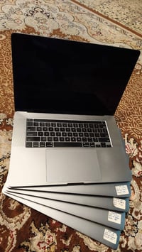 ماك بوك برو ٢٠١٩ • ١٦ إنش • i9 9980HK