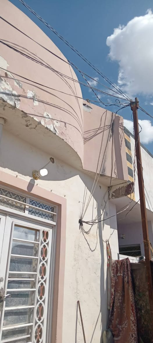 بيت للبيع قرب اسواق تلعفر
50 متر طابقين طابو زراعي سند 25 غرفة وصالة وصحيان مع مطبخ
الطابق الثاني غرفة وصالة وسطح سعر 25 وبي مجال البيت صب بناء طابوق
***********
