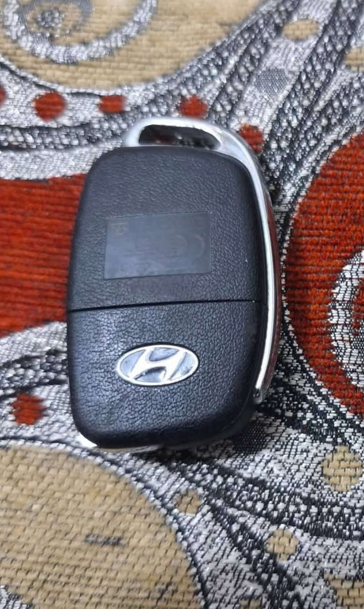 للبيع سويج لانترا توكسان
مكاني النجف 50 وبيه مجال 

***********
