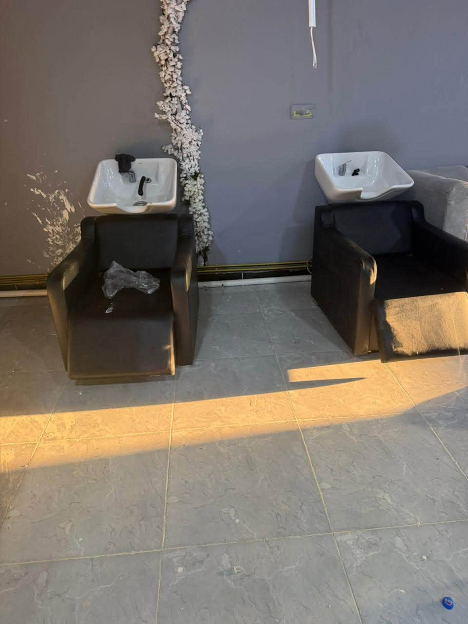 صباح الخير صالون جاهز للبيع
***********
