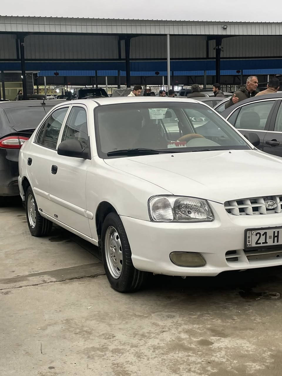 سلاو ، هۆندای فێرنای ٢٠١٠ خیلجی
سەنەوی تازەیە تا ٢٠٣٠ بەشەرتی تەحویل و وکالەت 
گێر مەکینە کارەبای تەقە و رەقە بەشەرت 
تەبرید سارد و گەرم بەشەرت 
چوار تایە بەشەرت
بۆیاخ تەنکە سۆنەرم داناوە 
بێ دەعم بێ لێدران بێ قرچ هەمووی بەشەرت
نرخ ٧٤$ معامەلەیەکی کەم 
***********
***********
