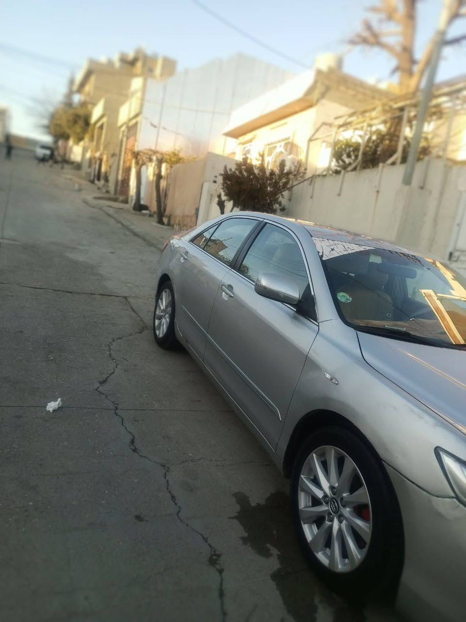 تویتا کامری مۆدیل ،2008 ڕەنگی سلڤەر مواسەفات gl یەک چەمەلەخی بۆیاخە بێناوگرتن280هەزار ڕۆشتوە مەکینەی تازە تەشفیت کراوە سەنەوی شەش مانگی ماوە
گێڕو مەکینەو تەبریدو تەقەوڕەقەی بەشەرت سەیارەکە پاکماوەتەوە سەیارەی ماڵی خۆمە 
نرخی110گەڵاو مەجالێکی برایانە
*********** السليمانية, العراق
