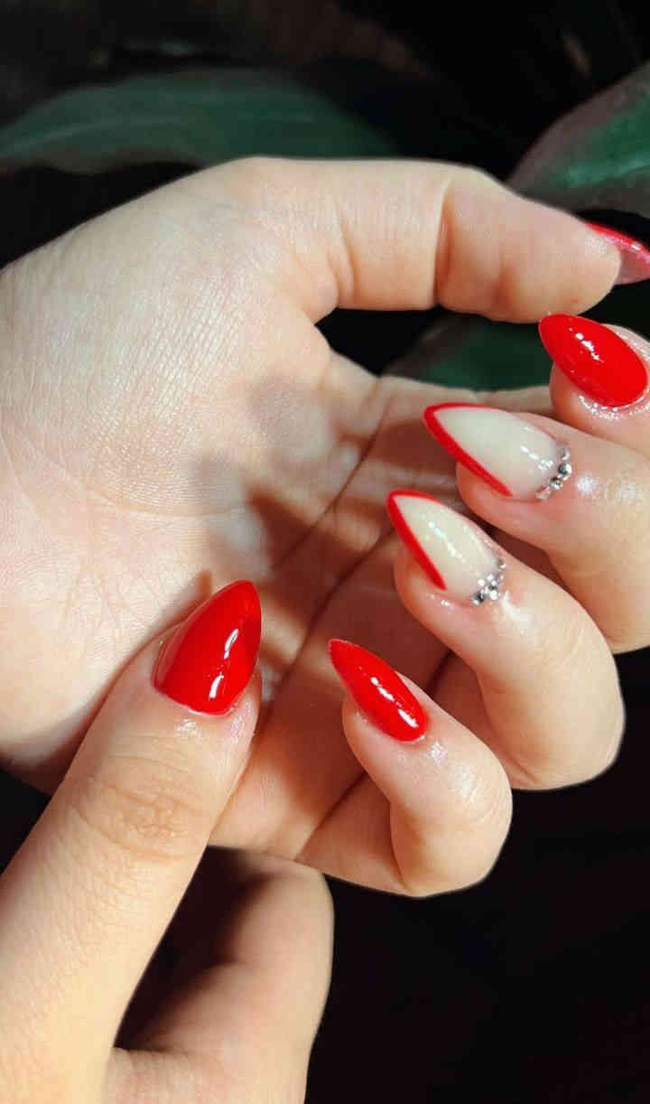 عروض لفتره محدوده 💅
اكرلك مع ديزاين اضفرين 13 الف فقط 

ضمان الاكرلك شهر 🩷.
العنوان الحسينيه السوق الاول
***********
