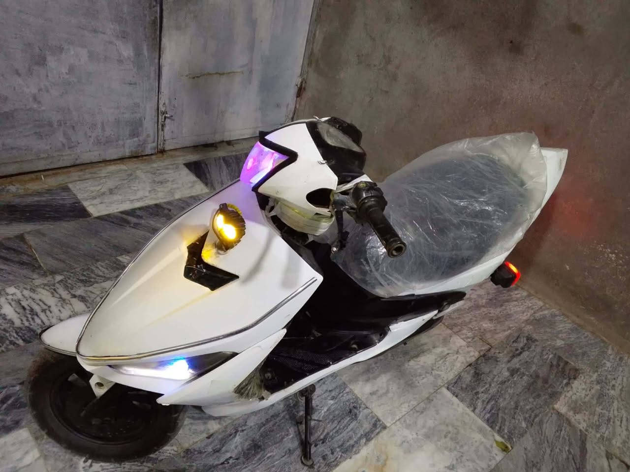 دراجه شرط الفحص نظيفة كلش
 ماكس ما عوزه شي كهربائيات سلف نشرات ابد ما عوزه شي ريده ب 400
ناصرية حي شهداء


**إذا كنت صاحب هذا الإعلان وتريد حذفه لأي سبب، رجاءا أرسل رسالة إلى الدعم الفني**