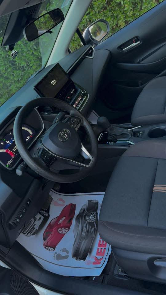 ‏سلام عليكم كورولا موديل 25هابرت جديده الله شاهدفول وارد خليجي بس شكل الأمريكي أبيهاقطعتين تبريد مقفولة من الدعامية الدعامية سياره جديده /***********
