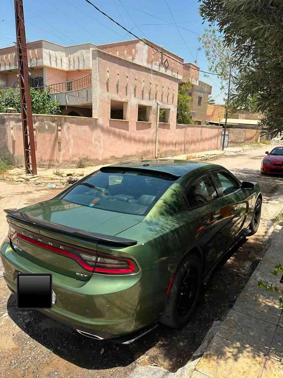 بسم الله ما اشاء الله
للبيع فقط 
دوج جارجر 2019 sxt v6 وارد خليجي
لون مميز زيتوني
رقم بغداد سنوية باسمي الرقم الجديد تحويل ثاني يوم
ماشيه 120 كيلو
الحادث صبغ جاملغ خلف الراكب
وبارد جاملغ السائق ضربه خفيفه
السونار موجود  
بدون ايرباك شاصي ولغود كفالة
دوشمة وحدادية وتبريد وتايرات جديد
مواصفات sxt معروفة
السيارة جاهزة ما بيها اي نقص وكلش معتني بيها من بانزين وزيت

رايدها ب 229 بيها مجال كلش بسيط 
مكاني بغداد الدورة
***********
