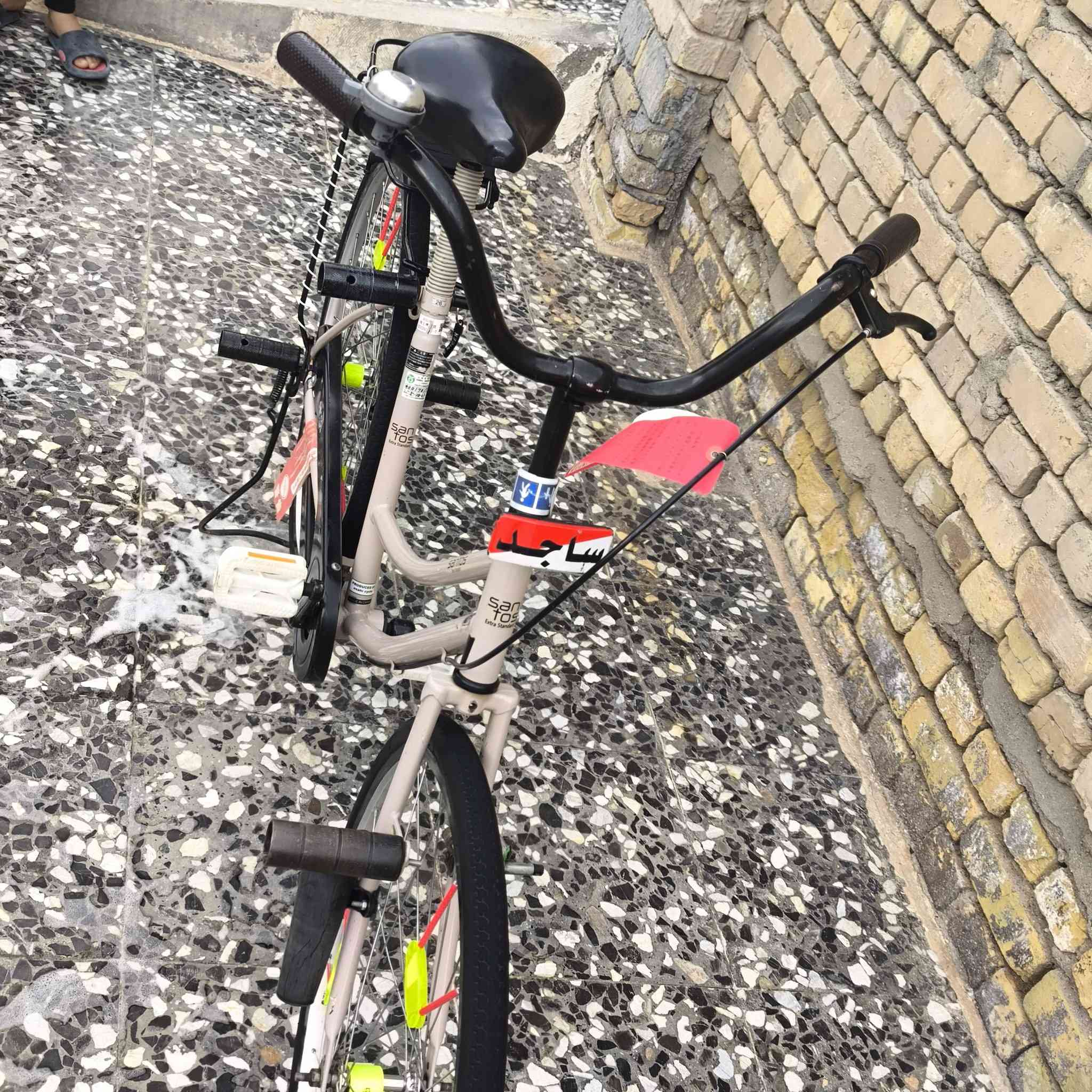 سلام عليكم بيسكل للبيع السعر خاص مديل 23 متواجد خاص  رقم الهاتف *********** المو شراي لا يتعبني
