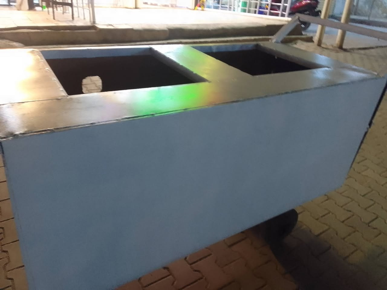 عربانه للبيع 250 وبيهه مجال
***********
