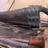 مكنسة كهربائية • مستعمل مرة • شبه جديد