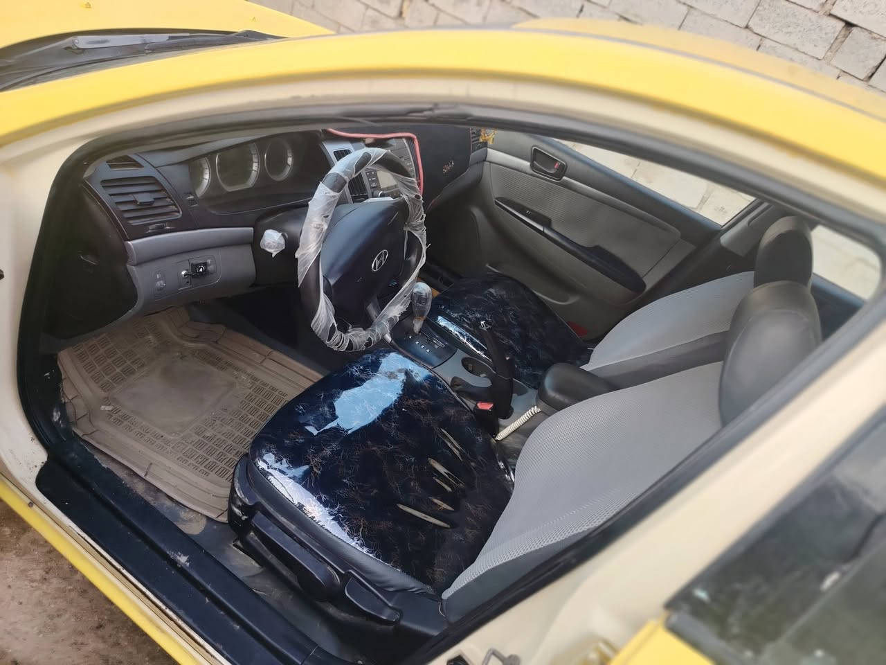 سلام عليكم سوناته للبيع موديل 2010خليجي تكسي مطار  خطين بانزين قاز  مكفوله ماعده جاملق  رقم الجديد الدولي كربلاء،  مكاني الديوانيه ناحيه الشافعيه مكينه2400 توني،بسمي سنويه 2030 السعر 103 وبيهى مجال مكلف بلنشر ***********    ***********
