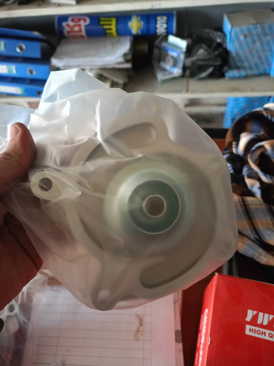 السلام عليكم ورحمه الله 
وكاله الرحمن 
تفصيخ وجديد امريكي عام 
بعقوبه الصناعه الثالثه
***********
