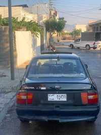 فيكترا • ١٩٩٢ • مكينة ١.٨