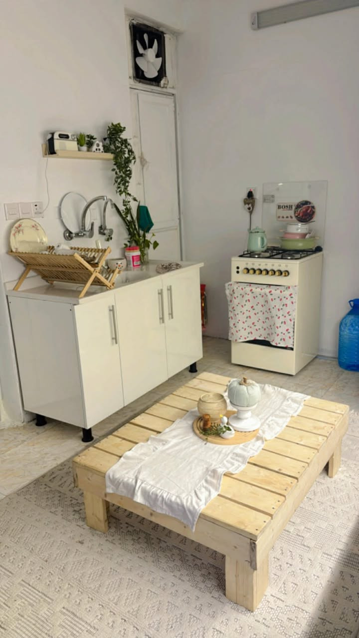 للبيع طباخ وكاونتر طول مترتين وسنك مرمر قياس ١٢٠ استعمال شهرين جدد نظيفات حيل طباخ ٢٠٠وبيه مجال كاونتر ٣٠٠ وبيه مجال المهدية الثانيه الهياكل


**إذا كنت صاحب هذا الإعلان وتريد حذفه لأي سبب، رجاءا أرسل رسالة إلى الدعم الفني**