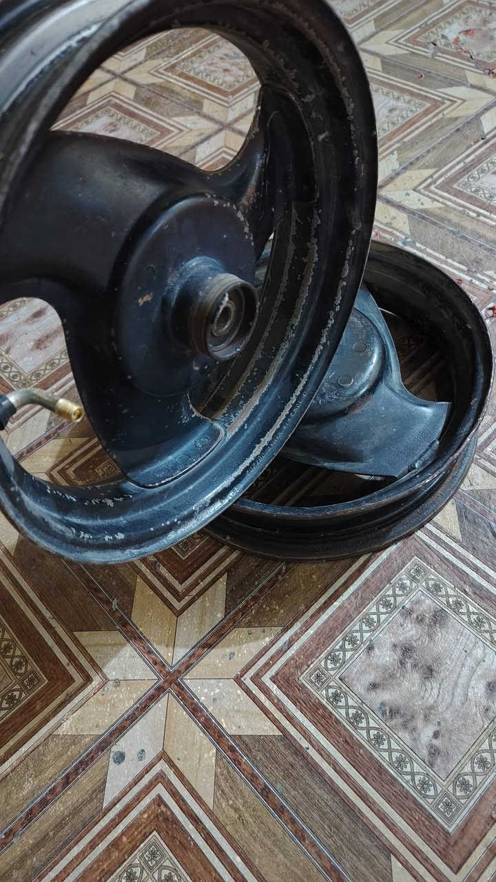 سلام عليكم غراض مال ماكس للبيع كابريتر بلاديه 15ويل بلادي 20كلج امامي بلادي 10ستانه وصطيه 15مكاني فلوجه حي الشهداء ***********
***********
