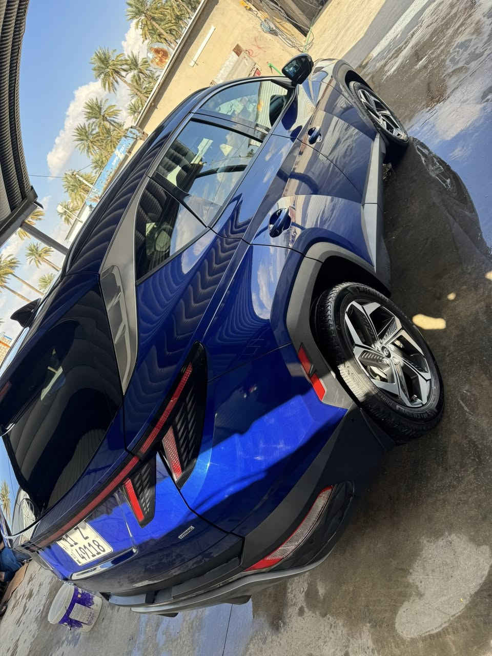 السلام عليكم
هونداي توسان للبيع فقط 
موديل 2023
وارد امريكي  حادث بنيد نفسه مصبوغ 
 السياره اني مستوردها ع ايدي طلع بيها باب كلير فقط 
ايرباك استيرن فقط 
ماشيه 27mi
فول لمتد 
بانوراما كشنات تدفئه تبريد ستيرن تدفئه كشن خلفي تدفئه خزن ميموري جنطه شفط كير بصمه 
تحكم عن بعد تتقدم وترجع 
بيها هواي مواصفات 
السعر 197بيها مجال قليل 

رقم بغدادباسمي  
العنوان بغداد المحموديه 
***********
***********
