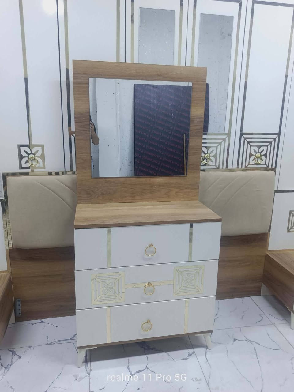 غرفة نوم تركي مستخدم😍💥
نضافة95💯
عدد القطع / 5
نضام / ابواب 🦋✨
سعر / 450🤍✨
شد ونقل داخل بغداد مجاني🛻
يوجود توصيل محافضات


**إذا كنت صاحب هذا الإعلان وتريد حذفه لأي سبب، رجاءا أرسل رسالة إلى الدعم الفني**