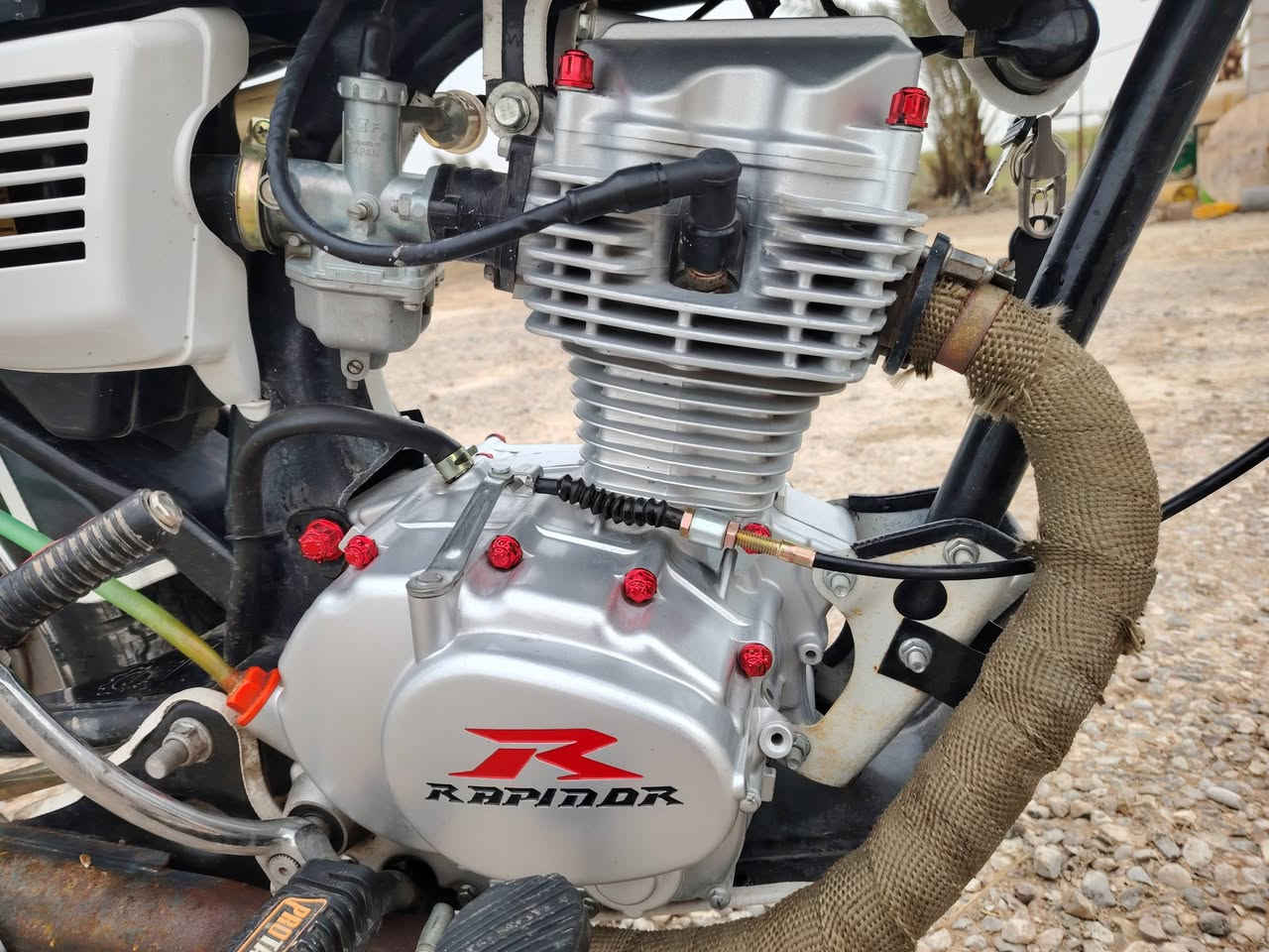 سلام عليكم دراجة نامة تعمير جديد موديل 25 اوراق بيها مابيها نقص الاستفسار اتصال ***********
