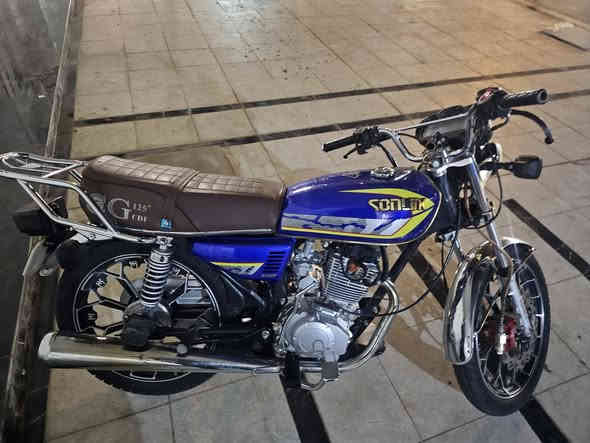 سلام عليكم سونك مديل ٢٤ دراجه حلوه نضيفه ما ناقصهه شي لا تبخير ولا تنقيص سعر ٧٠٠ وبيهه مجال حك الجيه مكاني بغداد الحسنيه مال راشديه ***********
