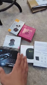 سماعات • كلهن