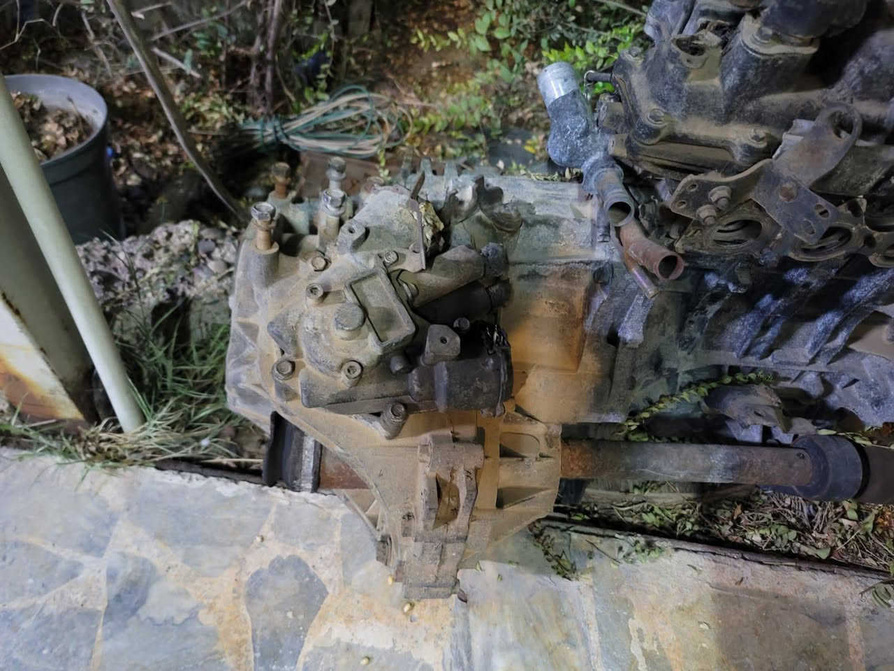 عندي مكينة وكير فورتي جيتي ٢٣ محتركات حرك خفيف شغالات شرط الفحص واني فاحصهن للاستفسار الاتصال ***********
السعر ١٠٠٠ دولار وبيهن مجال بسيط
