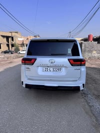 لاندكروزر VXR • ٢٠٢٤ • ٢٩٠٠٠ كم
