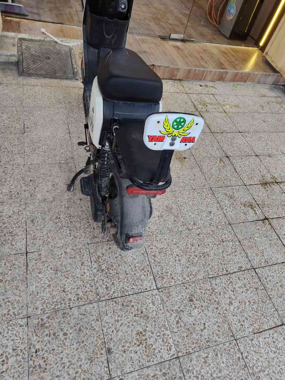 ماطور باتريات نص عمر للبيع 
سعر 250
موبايل***********
