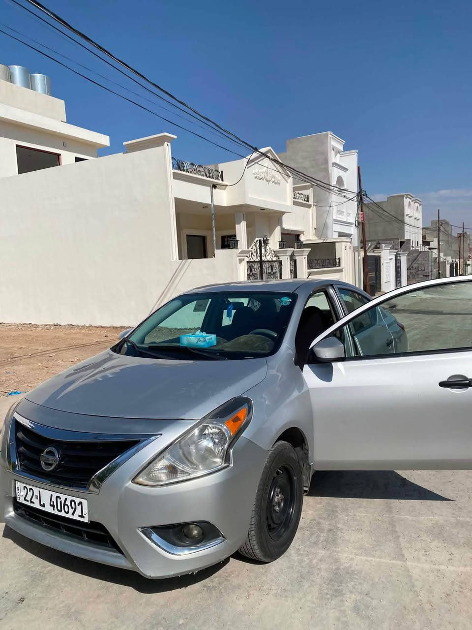 نیسان فیرسا ٢٠١٧
سياره كلش نضيف بدون مصرف
بيها ٣ قطعات 
تبريد ثلج 
سعر:٩٧و مجال
مكان كركوك
رقم واتساب *********** Singapore
