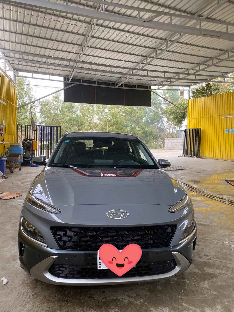 كونا 2021 موطن كوري
ماشية ٢٧الف كيلو متر لوحة عربي بالكامل محرك ٢٠٠٠ دوش 
سنوية جديدة ٢٠٢٥ تصميم رياضي من شباك سداسي مميز اضواء نهارية نحيفة وطويلة وبنيد رياضي مميز  
1. رادار امامي وخلفي وجانبي 360درجة 
2. نقطة عمياء 
3. مانع تصادم ومانع انزلاق وتوقف ذاتي 
4. ٤ نوعيات قيادة ايكو وسمارت وكونفيرت وسبورت 
5. شاشة تدعم كاربلي واندويد اوتو و 6 مكبرات صوت ستريو جدآ عالي و٢ منافذ Usp امامي وخلفي كامرة خلفية دوارة ومري شفط 
6. لون مميز اسمنتي او رصاصي غير محدد 
7. لايت زنون 
8. تحكم ستيرن فول تحديد مسار مع تنبيه وقيادة ذاتي وبيهة بعد هواي مواصفات
حادث جامغ وبنيد صور حادث موجودة متطلع على رقم الشاصي لان موطن كوري مو امريكي
السعر ١٤٨ بيهة مجال بسيط الاتصال على الرقم *********** او ***********
