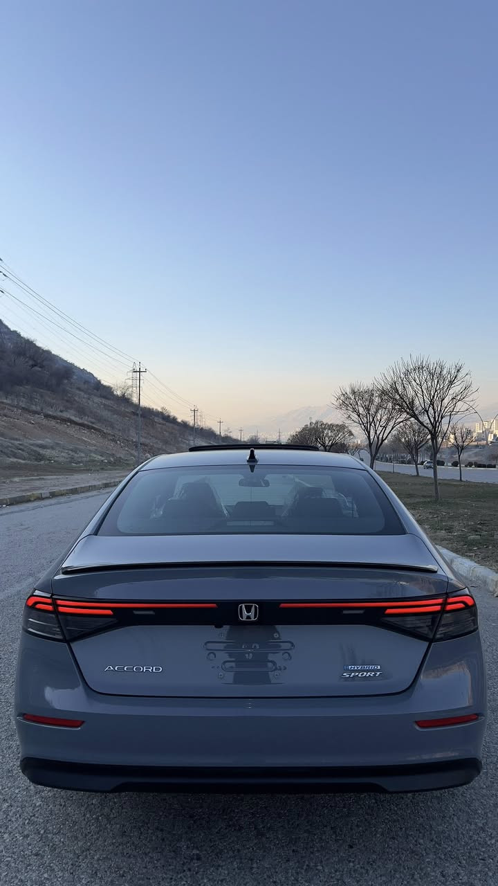 hunda accord sport hybrid 2023
صبخ قطعة واحد
تعديل بارد عطقتين 
ماشية ٤ الف 
وارد امريكي
عنوان دهوك
معرض زيهات
سعر ٢١،٠٠٠$ 
***********
1HGCY2F54PA005163
