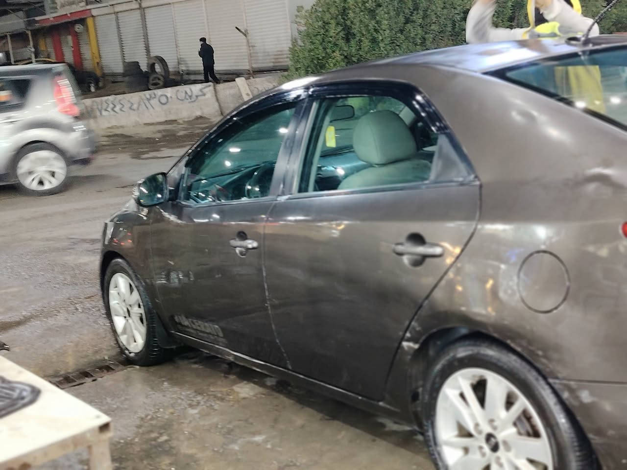 ياالله كية فورتي ٢٠١١
محرك ٢٠٠٠دوش كير ومحرك مال حاوية جديد شادهن خير من الله منضومة تبريد صدر امامي خلفي جديد
سيارة جاهزة للاخير عوزها صبغ فقط حادث جاملغ خلفي عكس السايق او باب وجاملغ امامي مال نفس الصفحة بدون دواخل
رقم سليمانية تحويل وكالة حاضر
ب٧٨وبيها مجال قليل
مكاني بغداد الدورة ***********6
