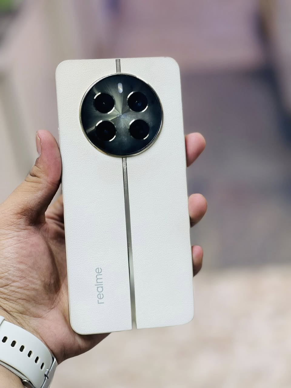 ريلمي 12 بلاص 5g
ذاكره 512 وعشوائيه 12 

العاب فول بيجي يشغل 120 فريم 

كامل ملحقاته سعر 325 

مكاني📍 كربلاء حي العامل سوق الاخير 

رقم مبايل *********** 

بي واتساب 🤗
