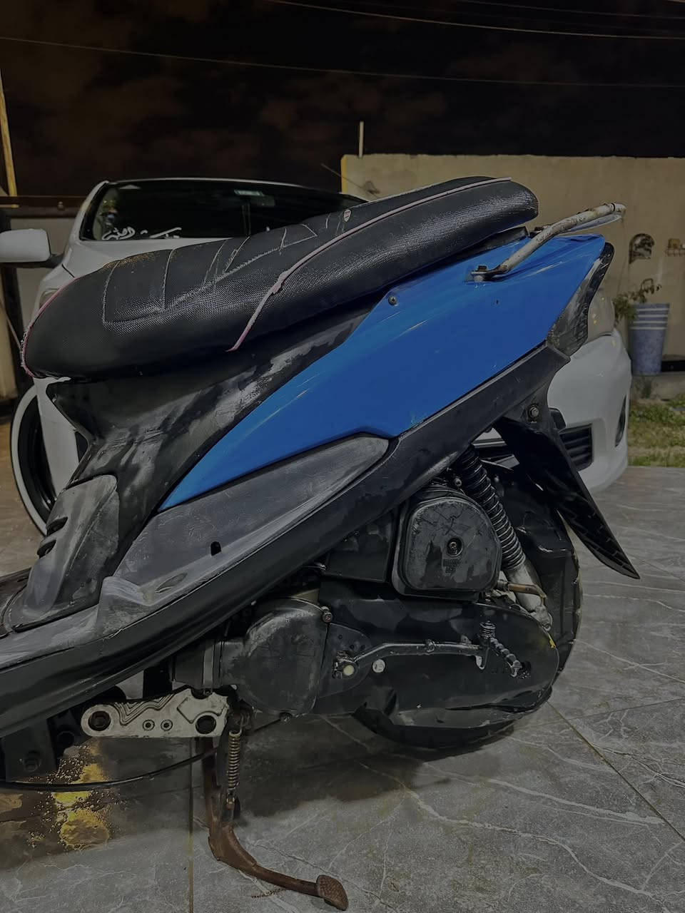 السلام عليكم مرخصه الادمن المحترم للبيع دراجه ماكس قجمه دراجه جديده يشهد لله تشتغل سلف تايرات جديده كفرات نضيفه حيل كهربائيات كله تشتغل بوشته 49 بلاد 
علماً انه الدراجه (كايمه )
سعر الدراجه 400 وبيه مجال 
العنون ابي الخصيب 
رقم الهاتف ***********
