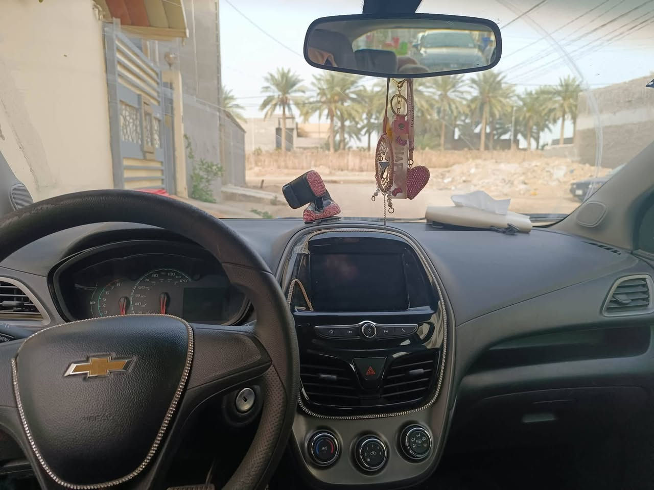 سلام عليكم
شوفر اسبارك
موديل 2021
محرك 1400
ماشية 49
كير ومحرك وحداديه وتبريد مكفول
سيارة جديدة مال بيت
تخم تاير جديد باتري جديد
تبريد ❄ثلج
لون مميز جويتي
حادثة مال امريكا كلش حلو 
رقم بغداد اب سمي
داخله نظيف
مواصفات ...
شاشه لمس  _بلوتوث_واي فاي انترنت_ابل كار بلي_اندرويد اوتو_ Gps_ كامره خلفية دوارة مع الستيرن  _ مانع انزلاق
حداديه جديدة
مكاني بابل 
سعر 80 بيع سريع 
***********
