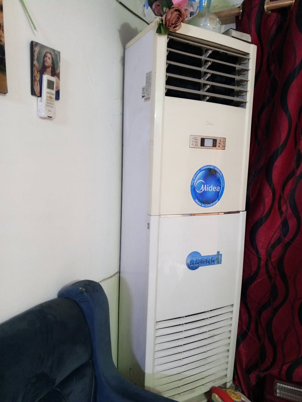 بيع سبلت كنتوري 3طن جديد 
سلام عليكم سبلت كنتوري ميديا. 3طن جديد ونضيف  بغداد الدورة شارع 120 ، نريده ب750 آلف  الشراي ***********
