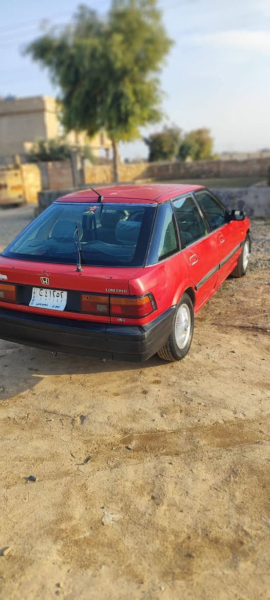 اسلام عليكم سياره هونداي ياباني للبيع رقم الماني سنويه الا 29 محرك كير شرط باتري جديد سياره كلها شقاله بدون صبق بدون تبديل يعني ابلادي اسعر 22 وبيها مجال تفاصيل اتصال الا ***********
