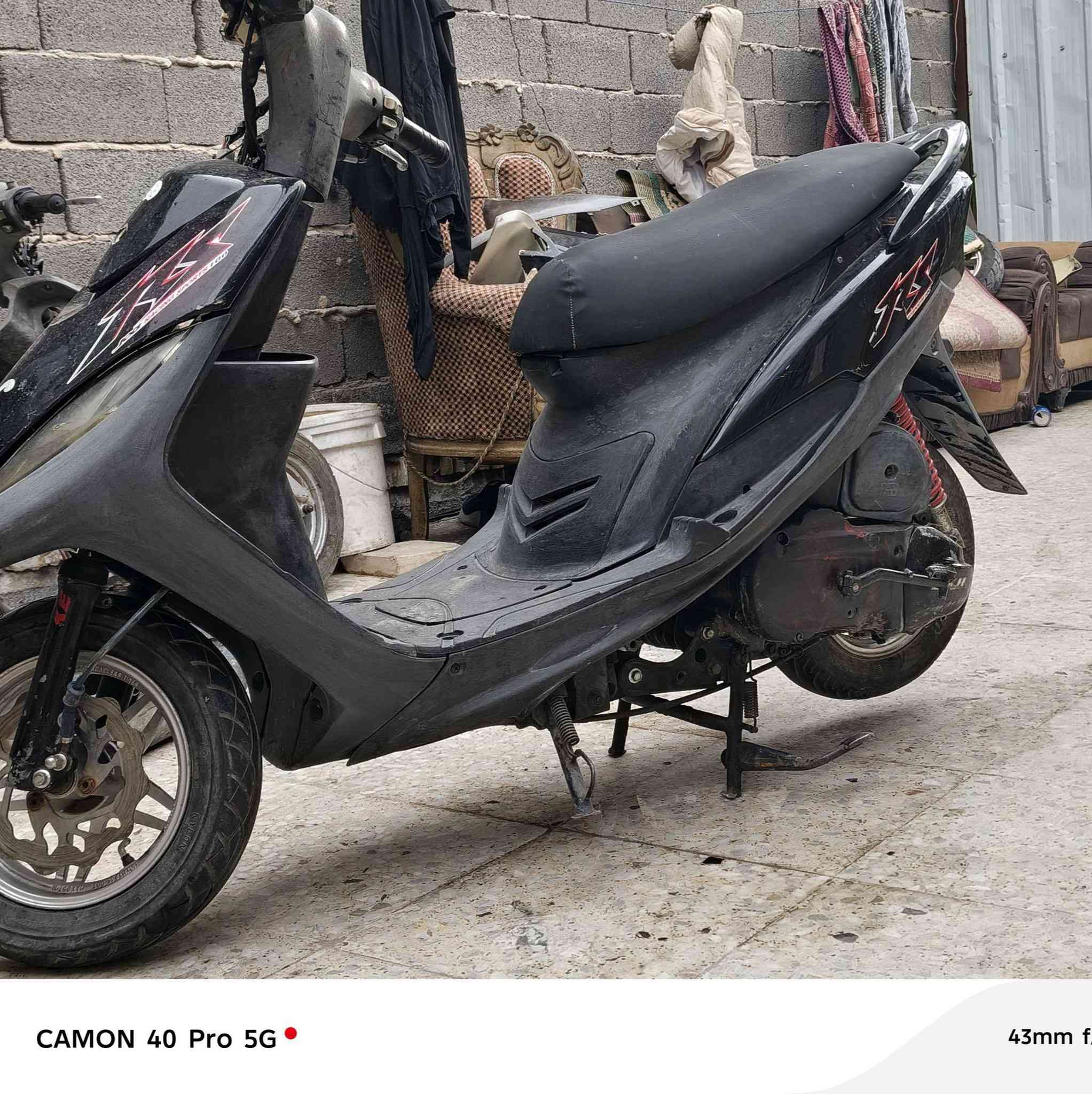 سلام عليكم دراجه عدله كشي مابيه شغاله بس تاركه نقص بس كعكه مل صلنصه شغالله وجديدده لبيع محتاج 
***********
