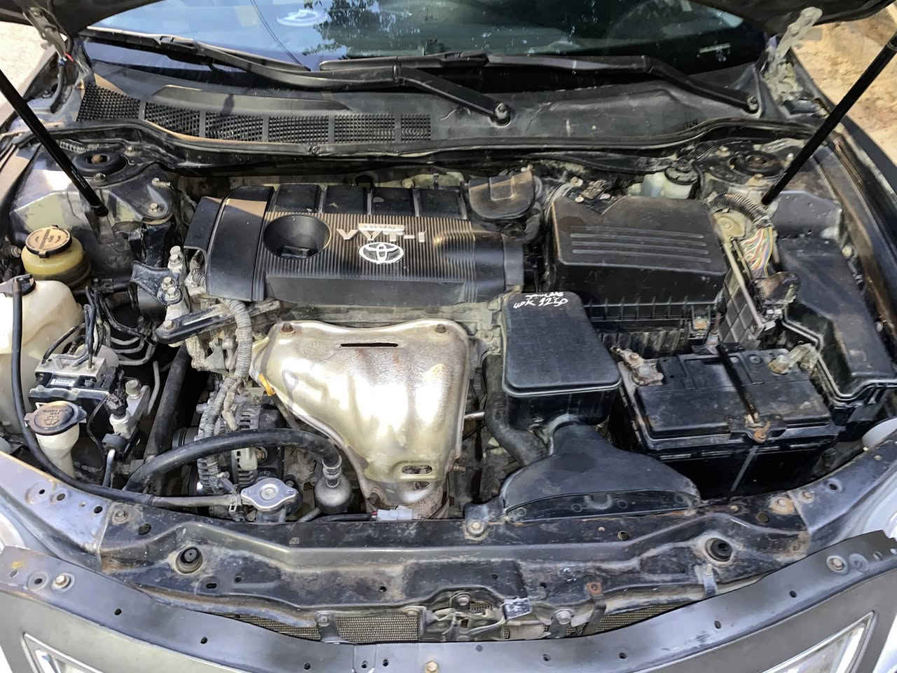 سلام عليكم كامري مودليل 2011 وارد امريكي   مكينة اربعة كير ست نمر فتحت سقف منضومة زنون تخم تاير  حدادية جديجة تحكم مرايات كير جديد توني شادة وارد مكينة جديدة اربع جام اوتو السيارة ما عليهة غرامات سنوية تنتهي بل 2027 بيهة ضربات بسيطة موضحات بل صور مكان السيارة البصرة القبلة 
السعر 87 
متواجد فيس 
والرقم ***********
