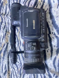 كاميرا • بدون بطارية