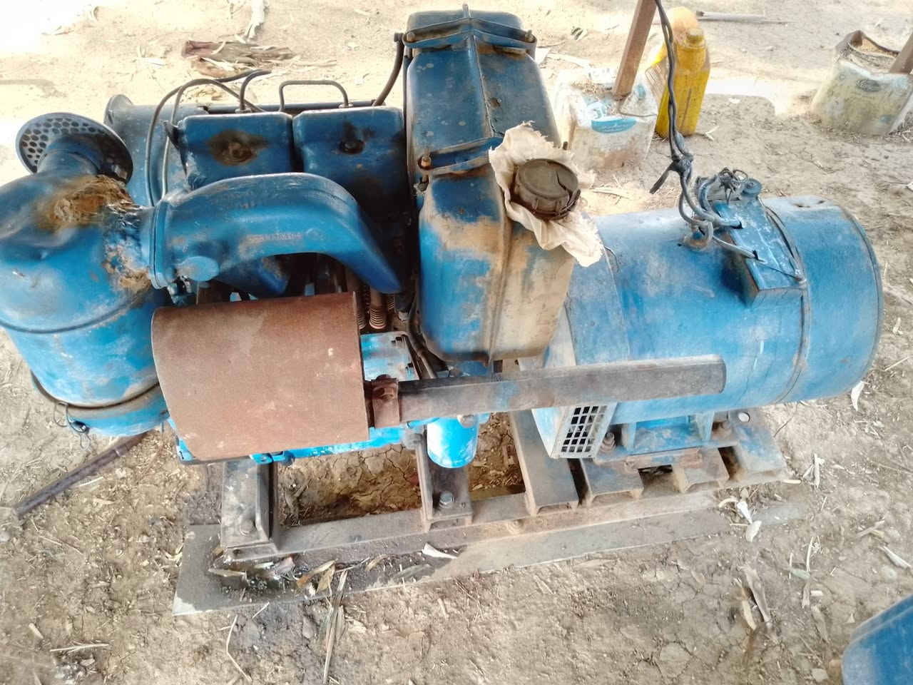 مولد بستمين دويز البيع كهرباء شرط الشغل لابخار ولاتنقيص الدنمه 15كيفي  اتصال على  
***********
