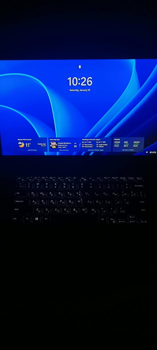 💻 لابتوب Dell Precision 5540 – أداء قوي للمحترفين 💻
🔹 المعالج: Intel Core i7-9850H
🔹 الشاشة: 15.6 بوصة بدقة 4K UHD – وضوح عالي وألوان دقيقة
🔹 التخزين: SSD بسعة 512GB
🔹 الذاكرة: 32GB RAM – سرعة عالية وتشغيل سلس
🔹 كرت الشاشة الداخلي: Intel UHD Graphics 630
🔹 كرت الشاشة الخارجي: NVIDIA Quadro T1000 – 4GB (مناسب للتصميم، المونتاج، والأعمال الهندسية)
🔹 الكيبورد: عربي / إنكليزي مضيء ✨
✅ جهاز عملي وقوي
✅ مثالي للتصميم، الهندسة، البرمجة، والمونتاج
✅ جودة تصنيع عالية من Dell Precision
📩 للتواصل والاستفسار يرجى المراسلة على الخاص ***********                                      الجهاز بحاله سليمه ماعده الشخوط الموضحه من الخلف  والبطاريه بحاله ممتازه جدا +اخواني الي مايعجبه الجهاز لايعلق تعليق سلبي تحياتي لكم                                      مكاني بغداد حي البساتين - السعر 625 وبيه مجال هواي للطيبين
