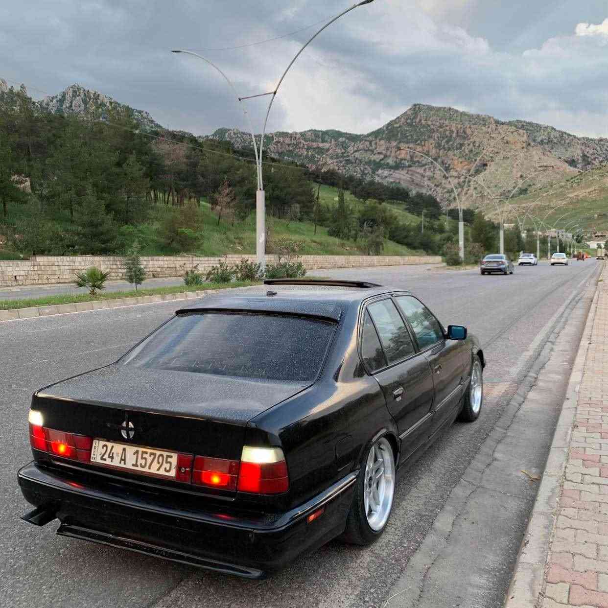 Bmw520گير عادي سلايت دوو جام كاره بايي كوشين جلد .سةيارة بي دةعمة حيزام سبوغة بو جواني .ره قه م و سه نه وي نوييه هه تا 31.به ناوي خومه .ده عامي بو ده عامي به شه رت.ژماره ي تله فون***********واتس اب*********** اكر, نينوى
