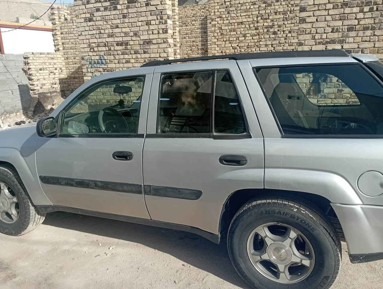 سياره بلايزر مزاد وزاره الداخليه 2005 باقي ع الترقيم أوراقه كامله من كلشي سياره جاهزه من كلشي مكينه كير حداديه كهربائيات خير من الله تعال وشوف بنفسك/السعر 55وبيه مجال للشراي بيع مستعجل مو هذا سعره رقم الهاتف /*********** ***********/هذا بيه وتساب فقط
