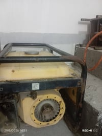 مولد شغال للبيع + كيبل طول 12 متر  الاستفسار 07876335817 واتساب واتصال
